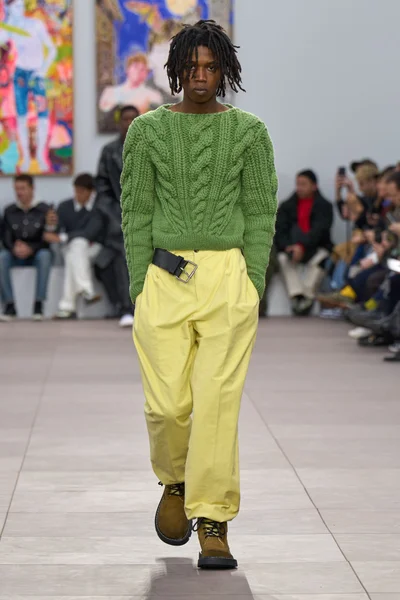Look 20
